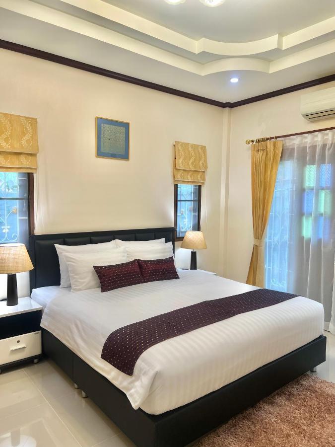 Malinee Villa Phuket Бангтао-Біч Екстер'єр фото