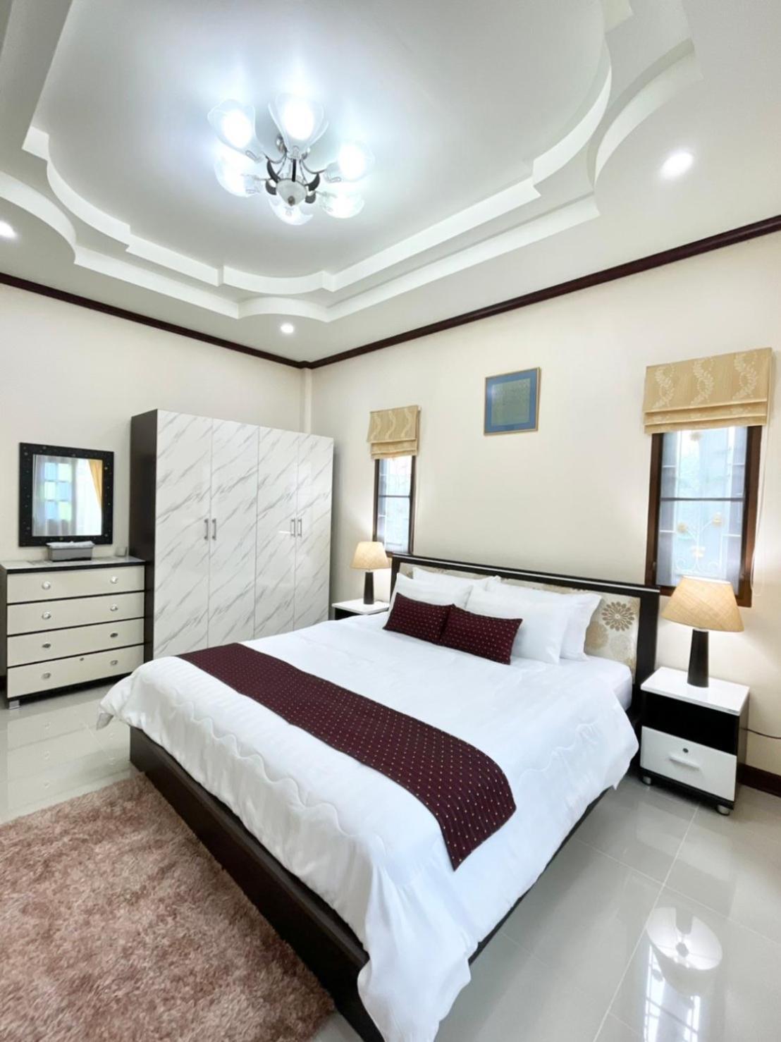 Malinee Villa Phuket Бангтао-Біч Екстер'єр фото