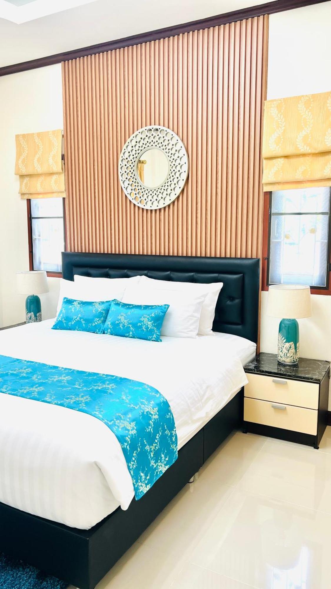 Malinee Villa Phuket Бангтао-Біч Екстер'єр фото